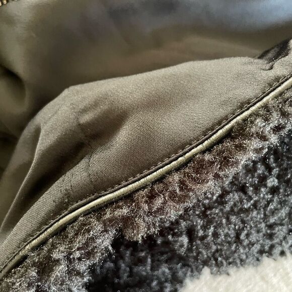 Aritzia Wilfred Black Vest - Picture 5 of 8